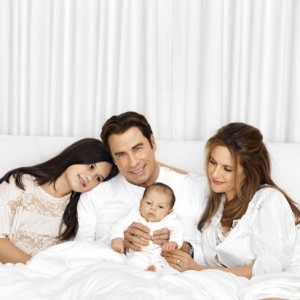 rodina Johna Travolty ? - Manželka Kelly Preston a jejich děti Benjamin, Ella Bleu