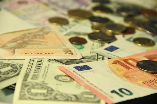 Polsko obdrží 1,04 miliardy EUR z fondů EU v červnu - Ministerstvo financí