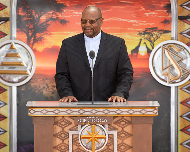 Church-of-Scientology-Pretoria-Grand-Opening-Dr-Mathole-Motshekga_2RD4342