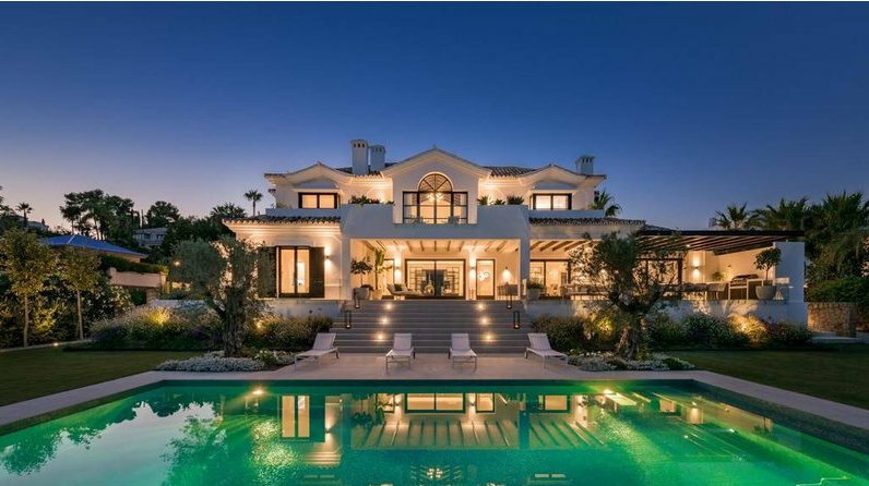 Luxusní dům na prodej s výhledem na moře na prodej v Marbella, Andalusie, nemovitosti na prodej Španělsko