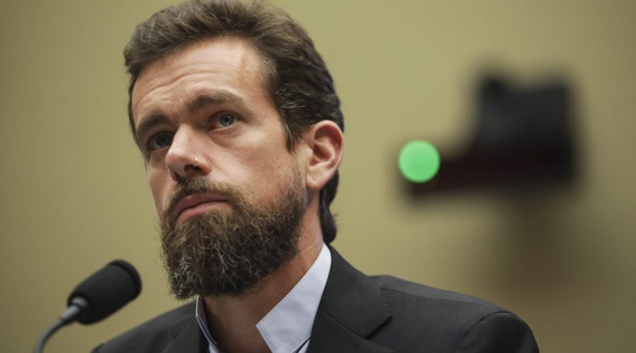 Generální ředitel Twitteru Jack Dorsey vypovídá před Kongresem ve Washingtonu 5. září 2018.