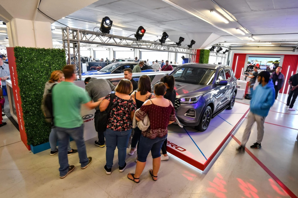 Chery říká, že vlastní síť prodejců pomohla vybudovat důvěru zákazníků. Foto: Facebook