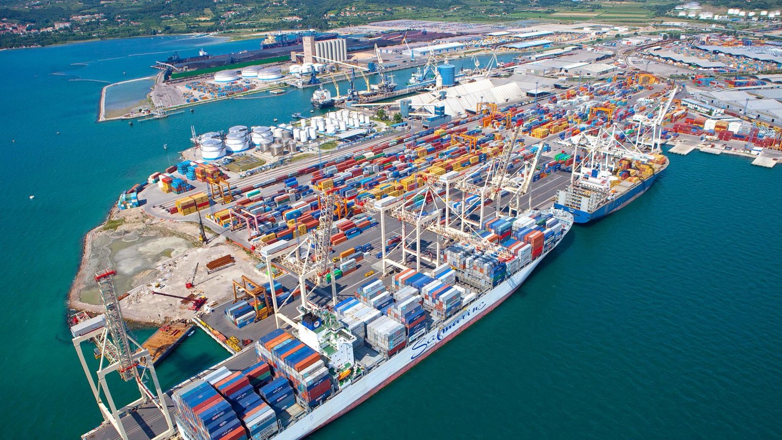 Maďarská část italského přístavu může zahájit provoz v roce 2026