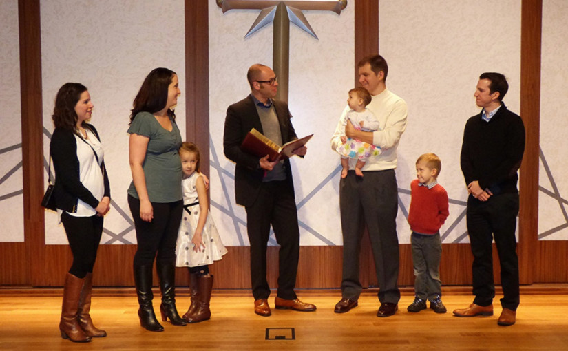 Ceremoniál křtin v Scientologické církvi v Portlandu