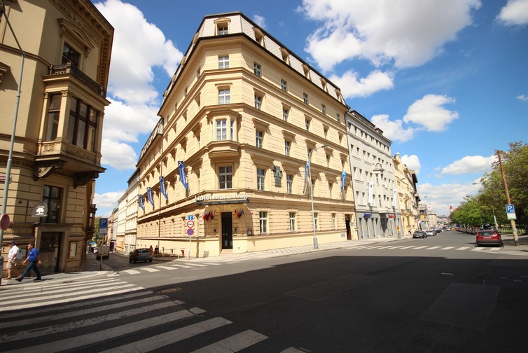 DON ŠIMPY s.r.o. , Praha IČO 14373327