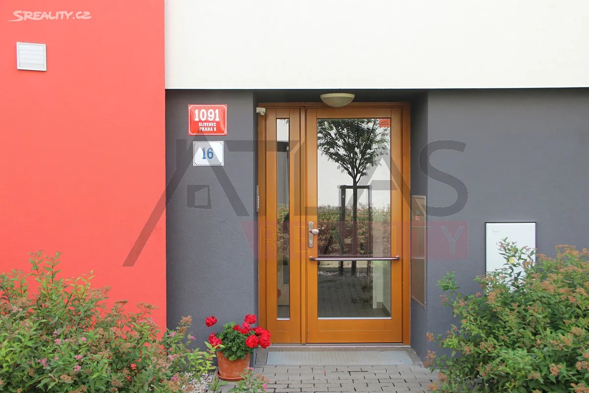 Prodej bytu 4+kk 87,95 m2 se zahrádkou 142 m2, garážovým stáním, sklepem Praha 5 – Slivenec, U Svahu