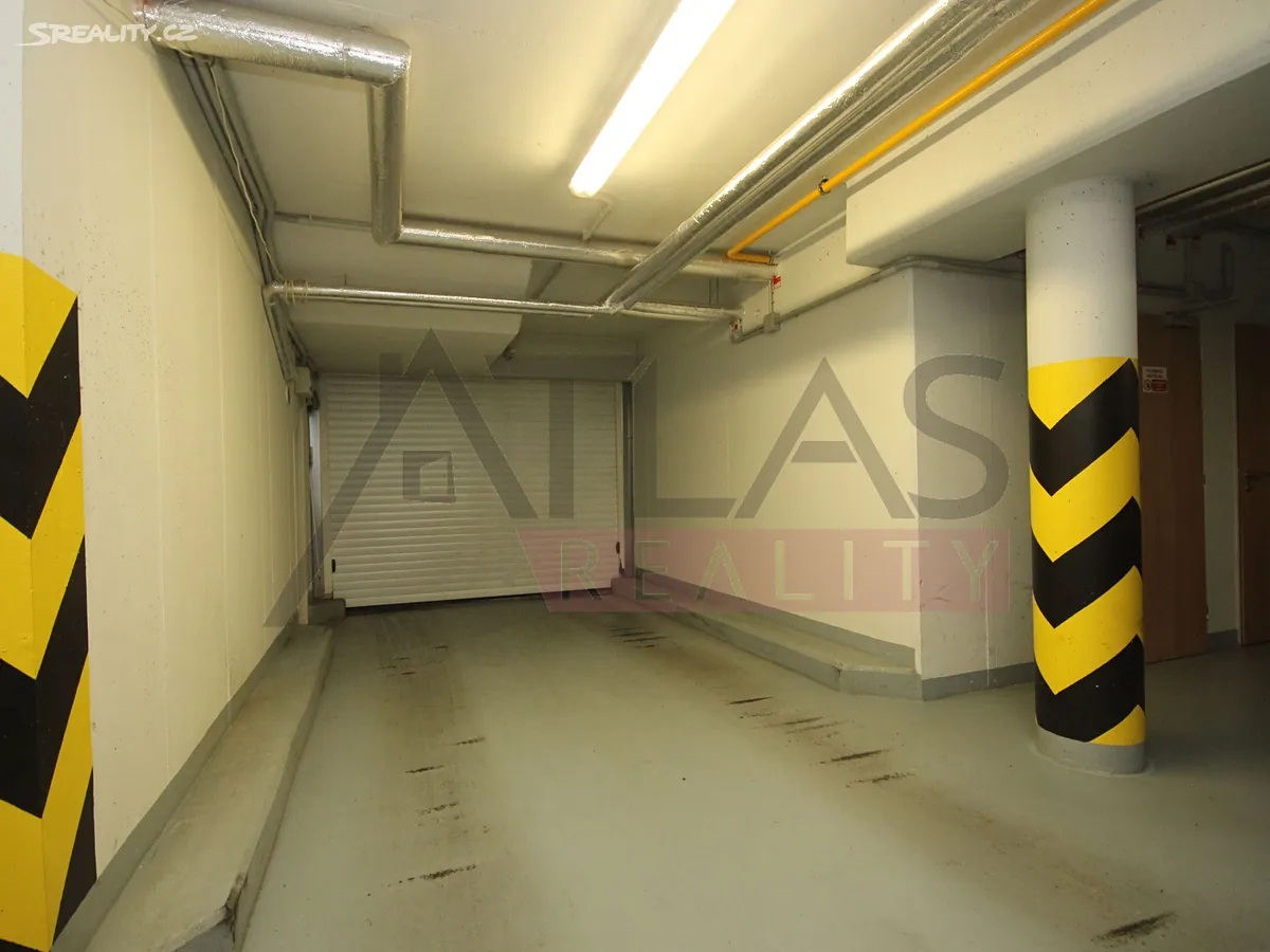 Prodej bytu 4+kk 87,95 m2 se zahrádkou 142 m2, garážovým stáním, sklepem Praha 5 – Slivenec, U Svahu